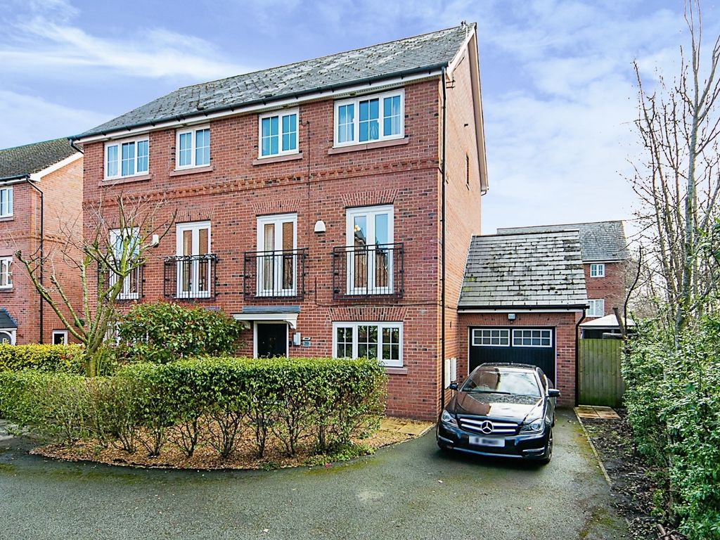 4 bed semidetached house for sale in School Drive, Lymm WA13 Zoopla