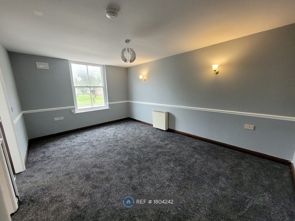 1 bed flat to rent in High Street, Crowle, Scunthorpe DN17, £430 pcm