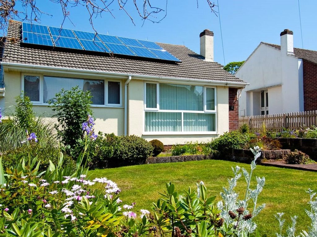 2 bed bungalow for sale in Langlands Close, Paignton, Devon TQ4 Zoopla