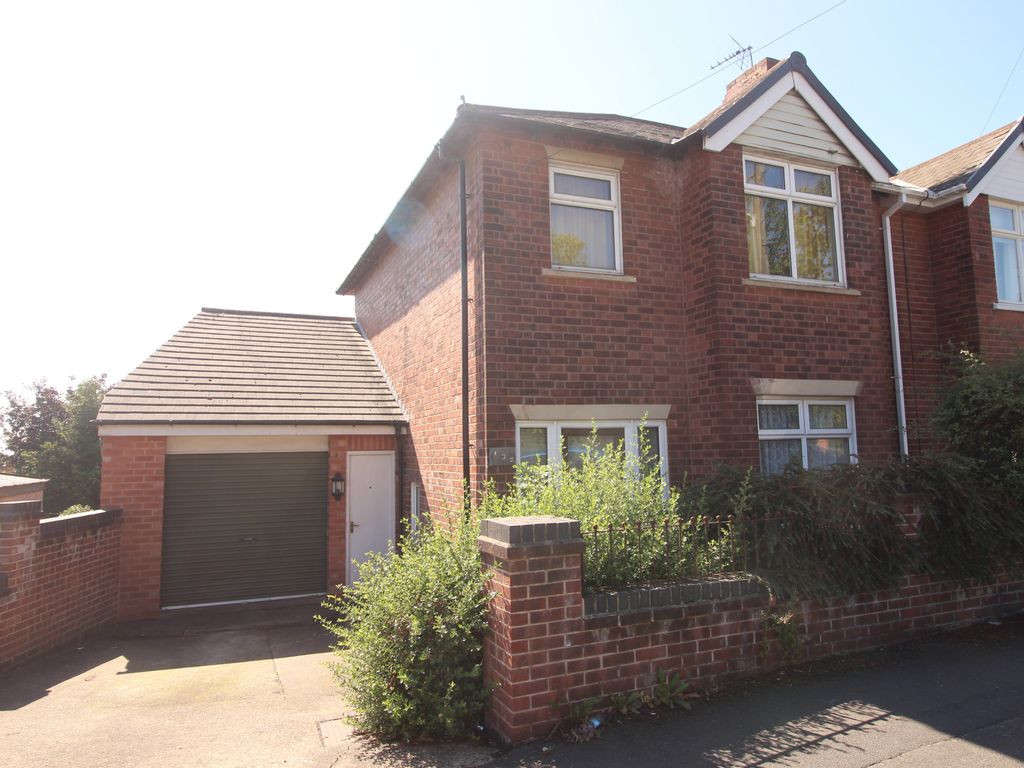 2 bed semidetached house for sale in Breach Road, Heanor DE75 Zoopla