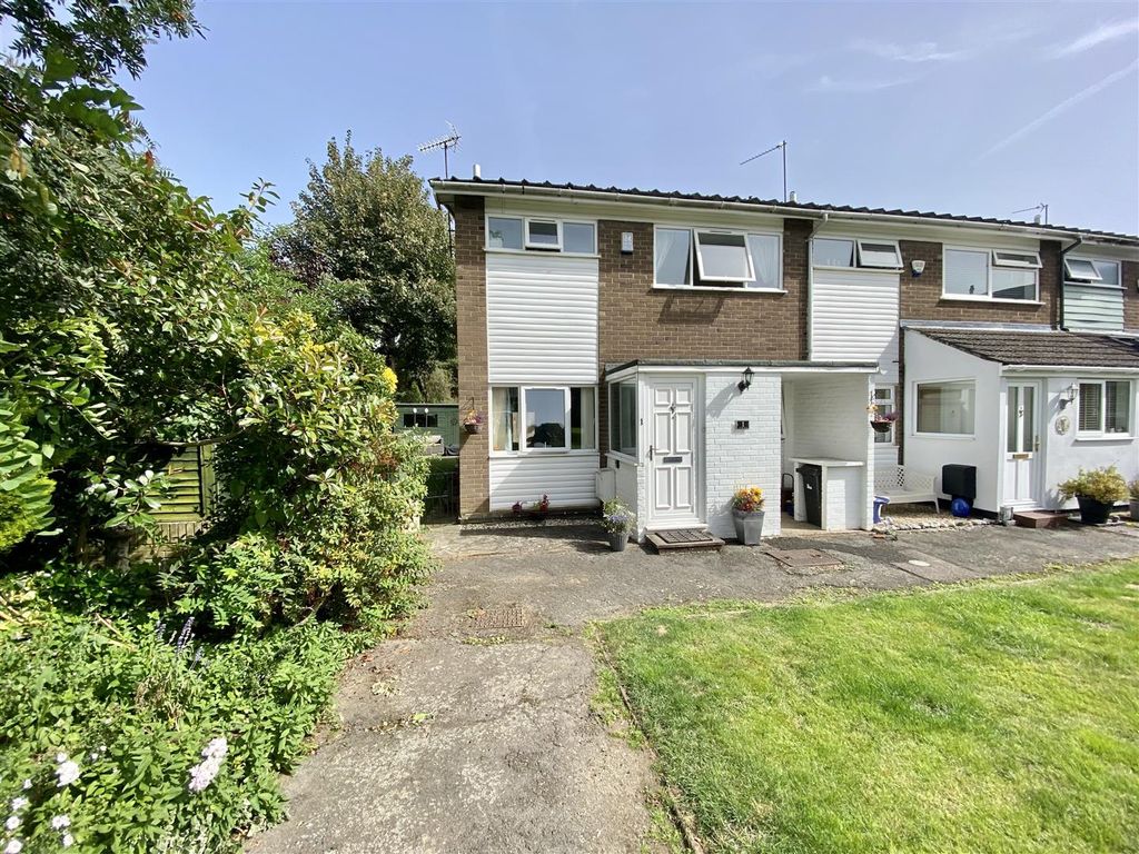 3 bed end terrace house for sale in Fir Tree Road, Silsoe, Bedford MK45, £350,000 Zoopla