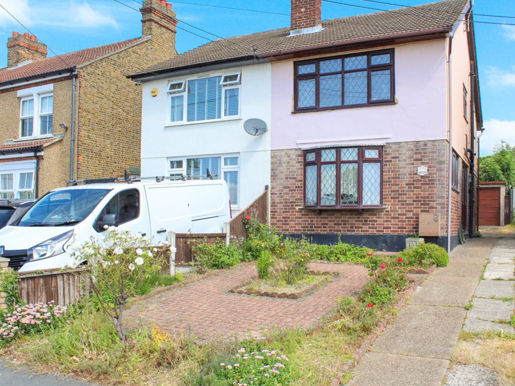 2 bed semidetached house for sale in Russell Gardens, Wickford SS11, £
