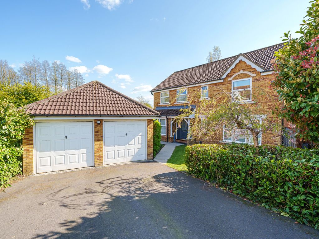 4 bed detached house for sale in Kiel Drive, Andover SP10 Zoopla