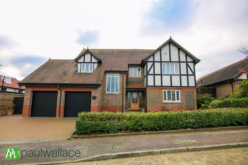 5 bed detached house for sale in The Gateways, Goffs Oak, Waltham Cross
