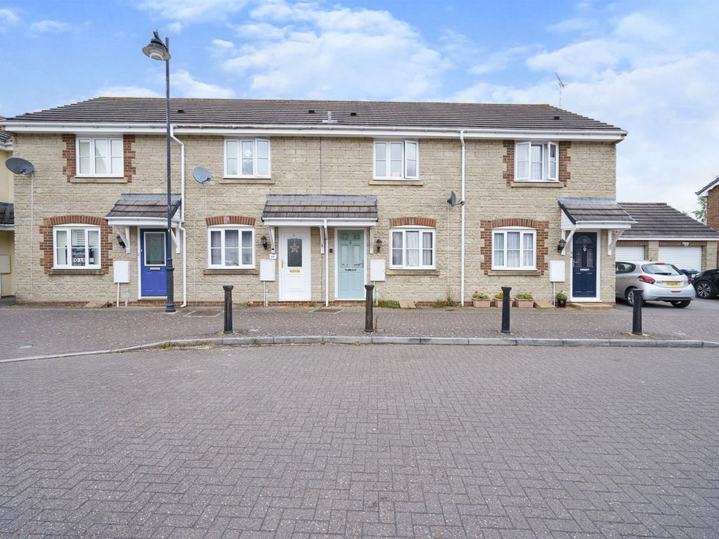 2 bed terraced house for sale in Springfield Drive, Calne SN11 Zoopla