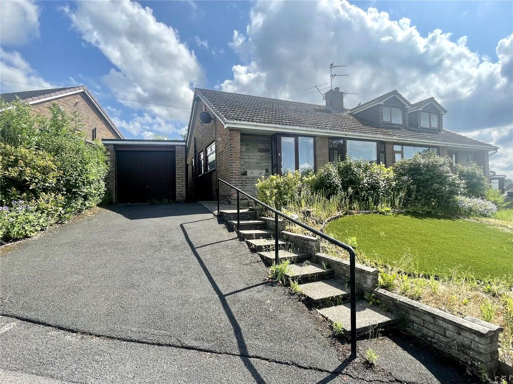 2 bed bungalow for sale in Linkside Avenue, Royton, Oldham, Greater