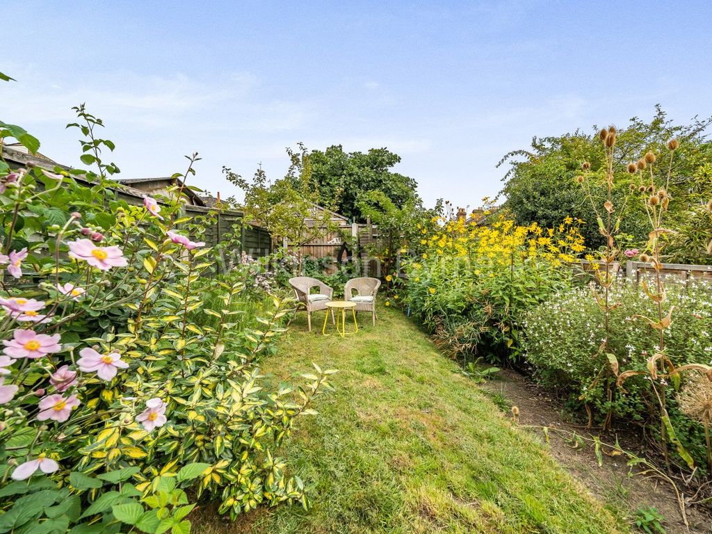 3 bed terraced house for sale in Sidney Road, London N22, £729,995 Zoopla