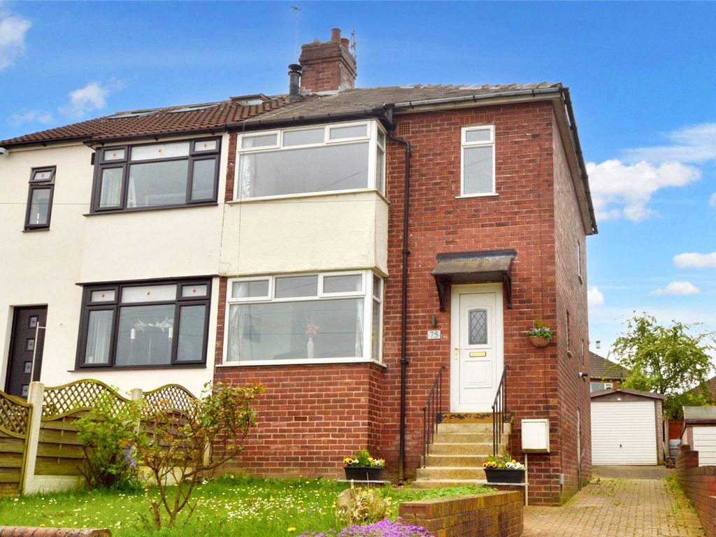 3 bed semidetached house for sale in Calverley Lane, Leeds, West