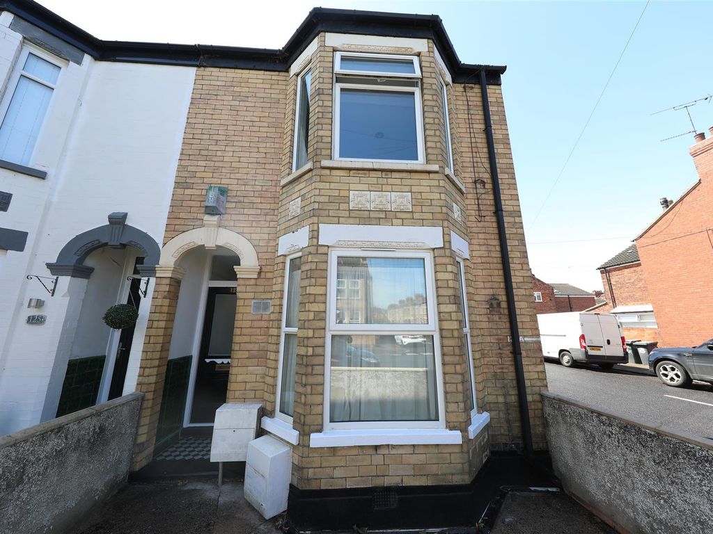 1 bed flat for sale in Westcott Street, Hull HU8 Zoopla