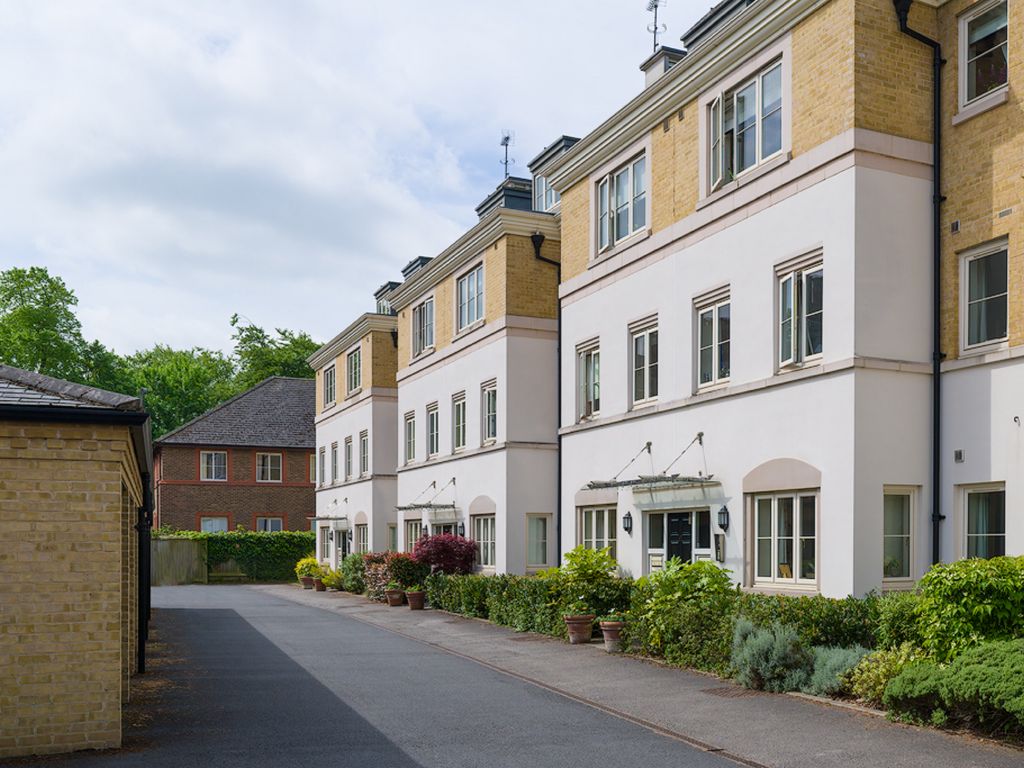 2 bed flat for sale in The Square, Dringhouses, York YO24 Zoopla