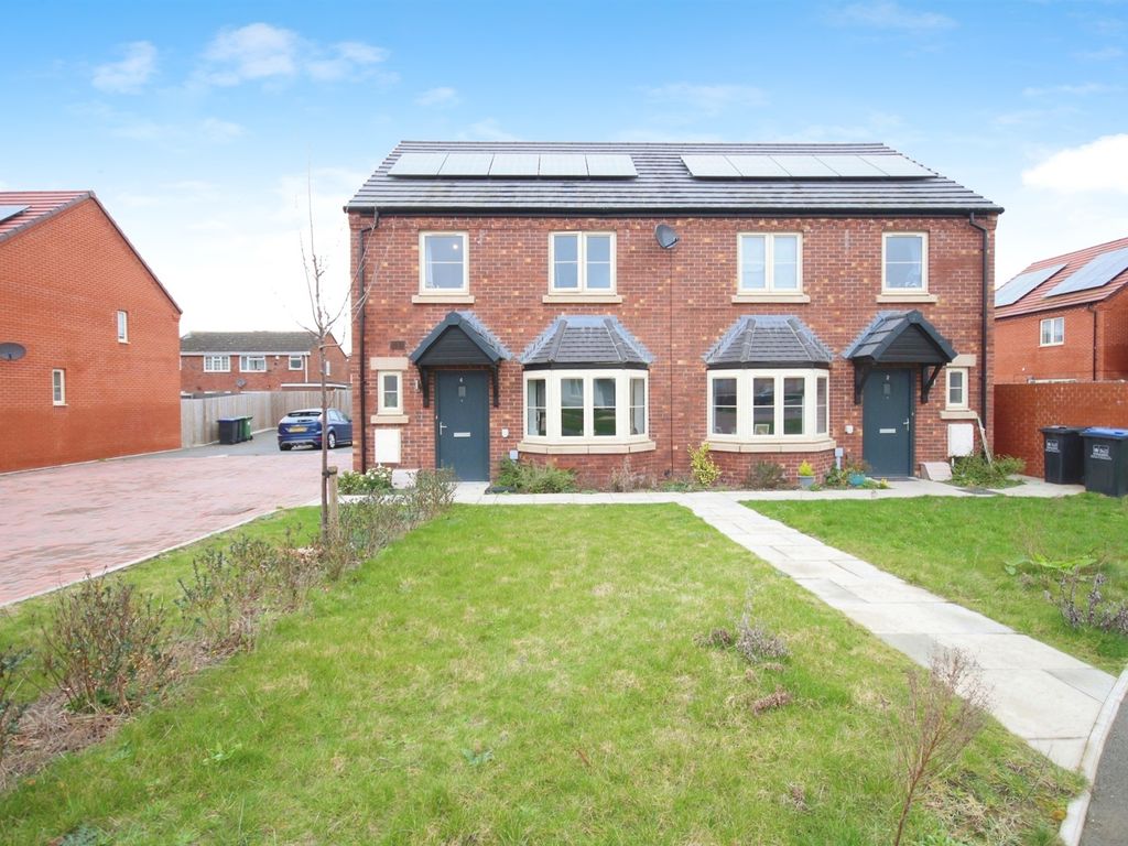 3 bed semidetached house for sale in Foster Drive, Radford Semele