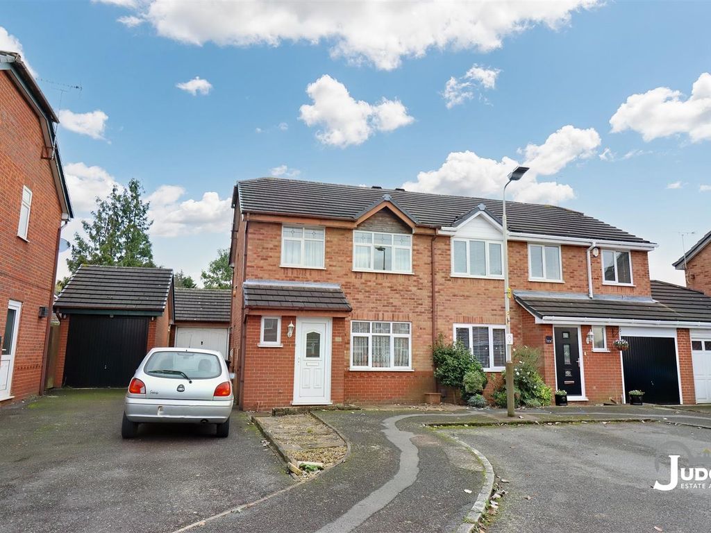 3 bed semidetached house for sale in Threadgold Close, Anstey Heights