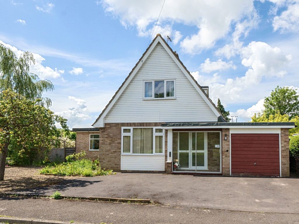 3 bed detached house for sale in Waterloo Way, Bredon, Tewkesbury