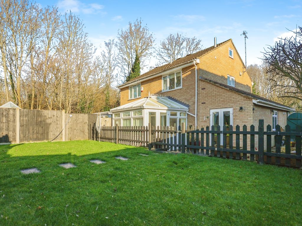 2 bed semidetached house for sale in Blackthorn Drive, Leicester LE4