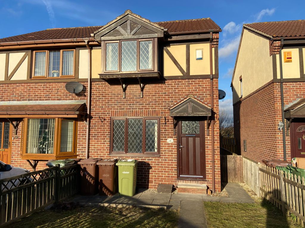 2 bed semidetached house to rent in Cedar Grove, Pontefract WF7, £750