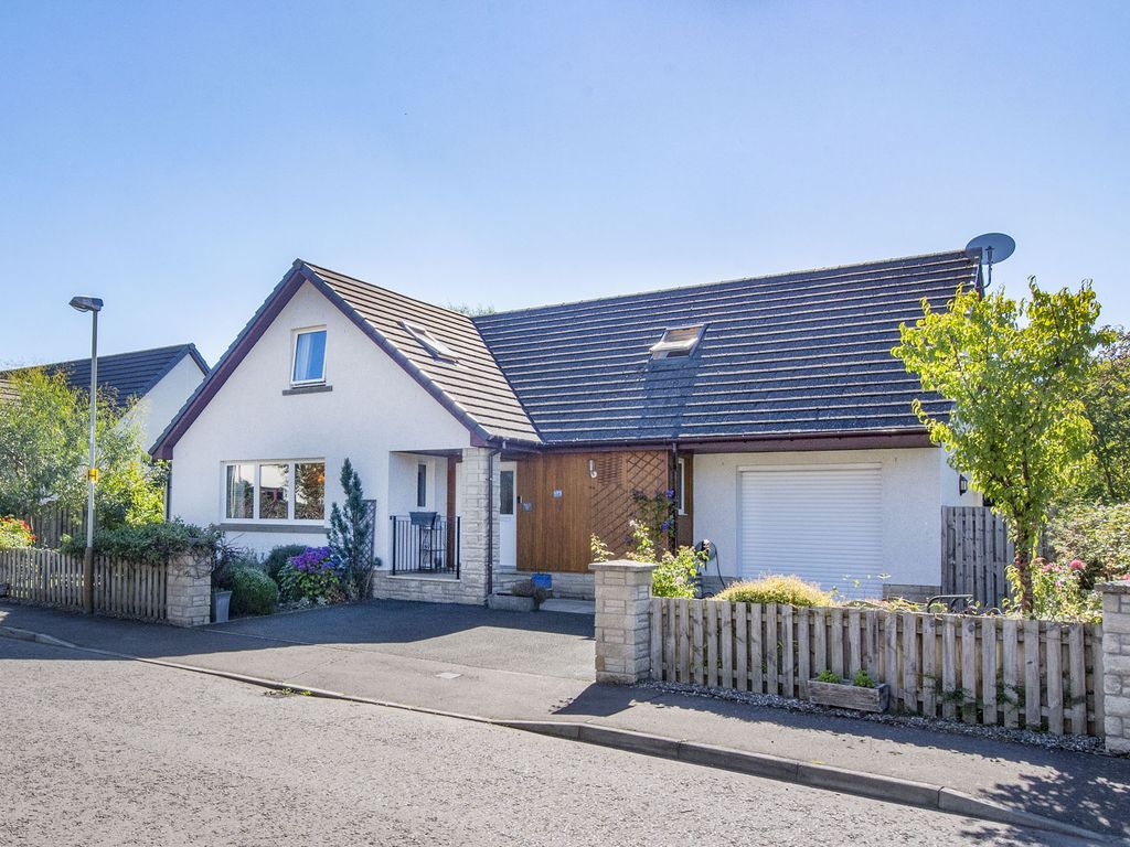 4 bed detached house for sale in Bramblefield, Crieff PH7 Zoopla