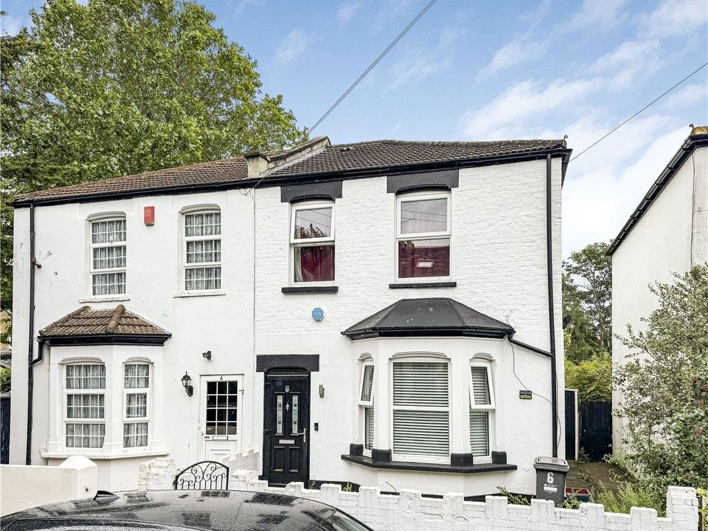 4 bed semidetached house for sale in Parkside Road, Hounslow TW3, £