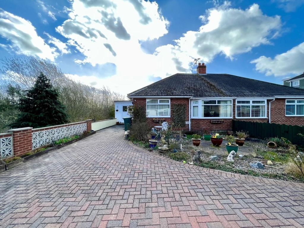 3 bed semidetached bungalow for sale in Protear Grove, StocktonOn