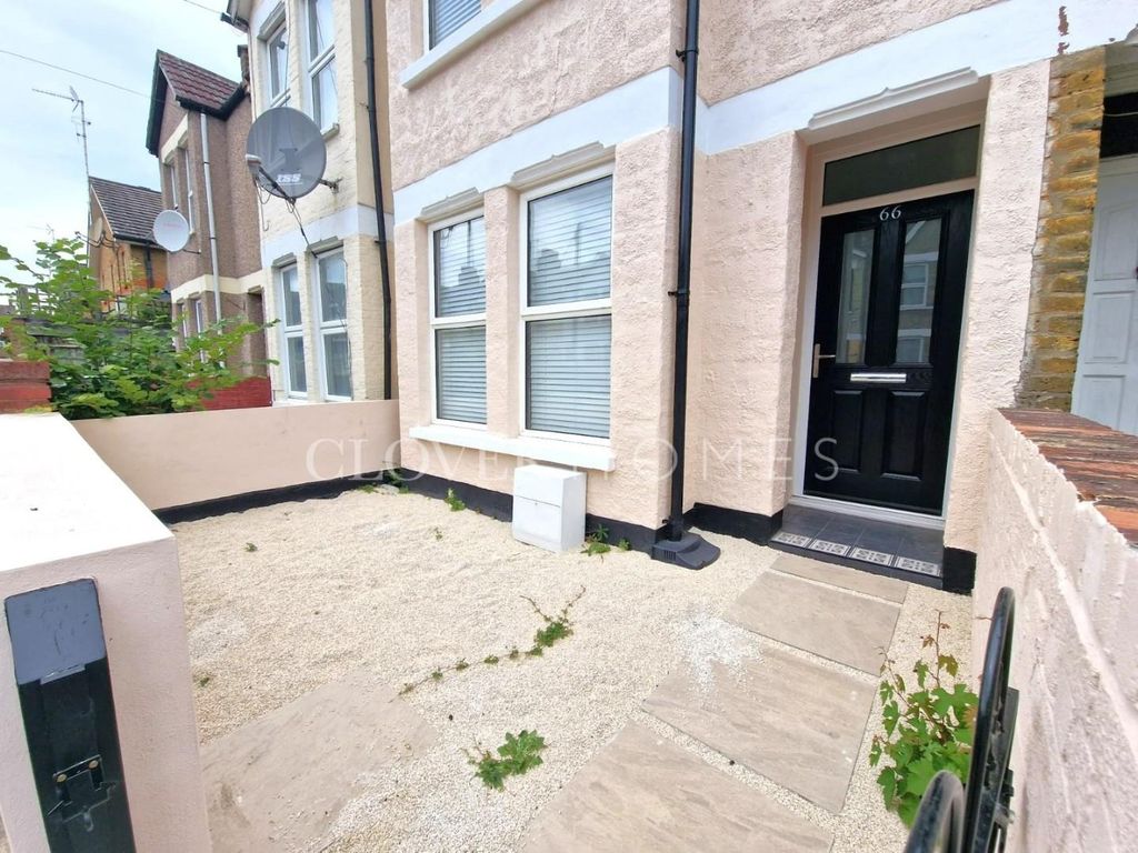 3 bed property for sale in Durban Road, London N17, £490,000 Zoopla