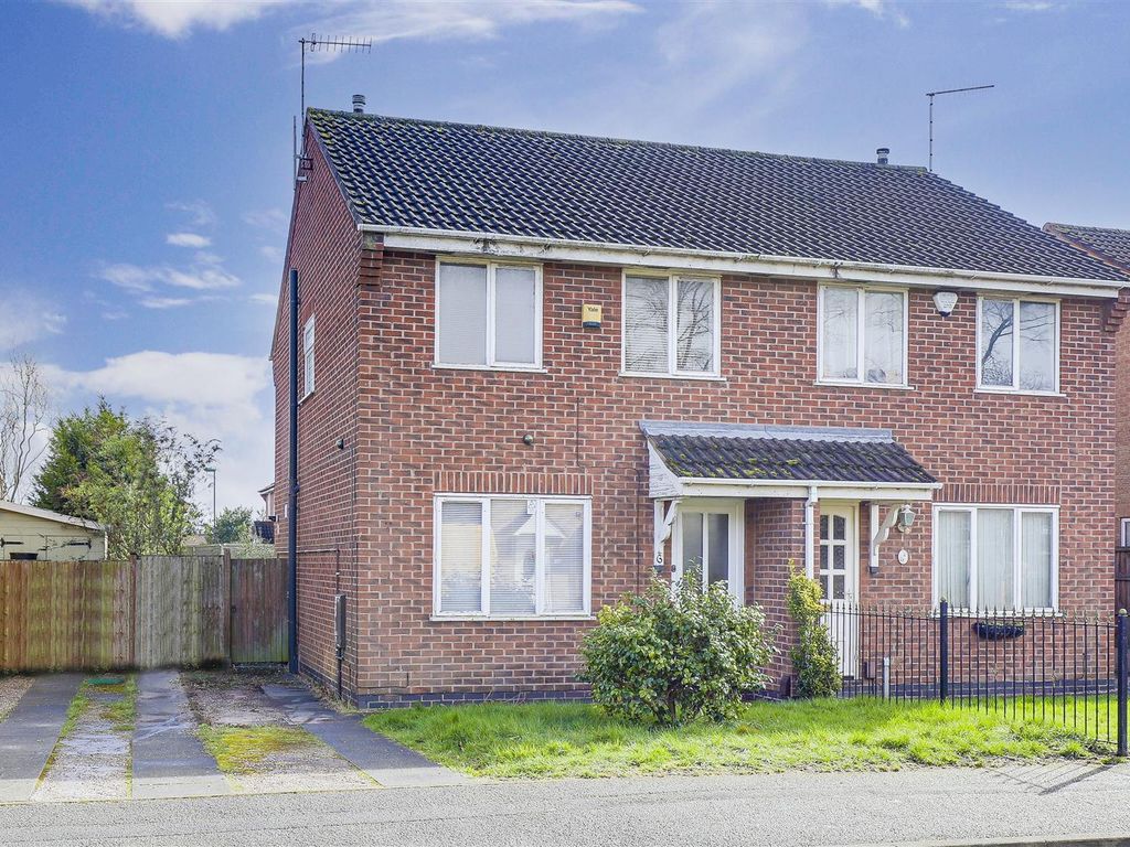 3 bed semidetached house for sale in Script Drive, Basford, Nottinghamshire NG6, £180,000 Zoopla