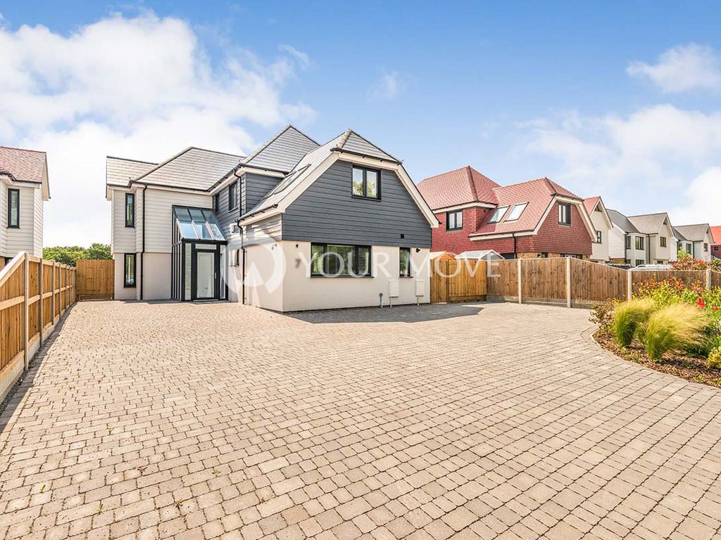 New home, 5 bed detached house for sale in Foreland Heights, Ramsgate