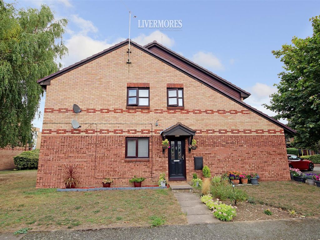 2 bed for sale in Kenwyn Road, Dartford DA1, £260,000 Zoopla