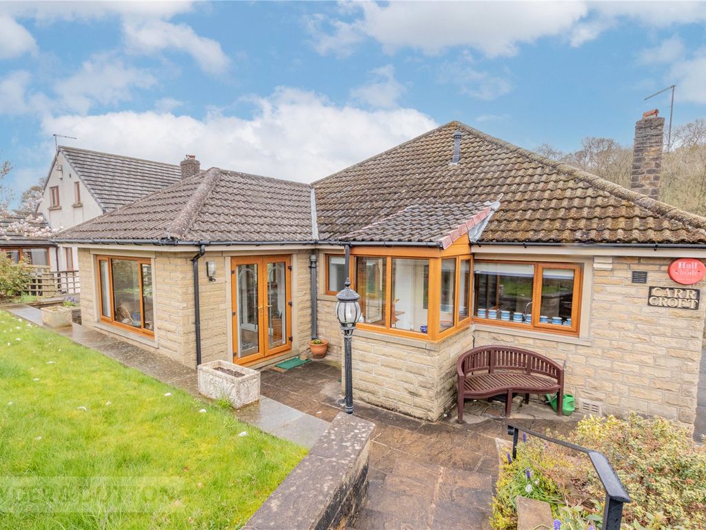 2 bed bungalow for sale in Carr View Road, Hepworth, Holmfirth, West
