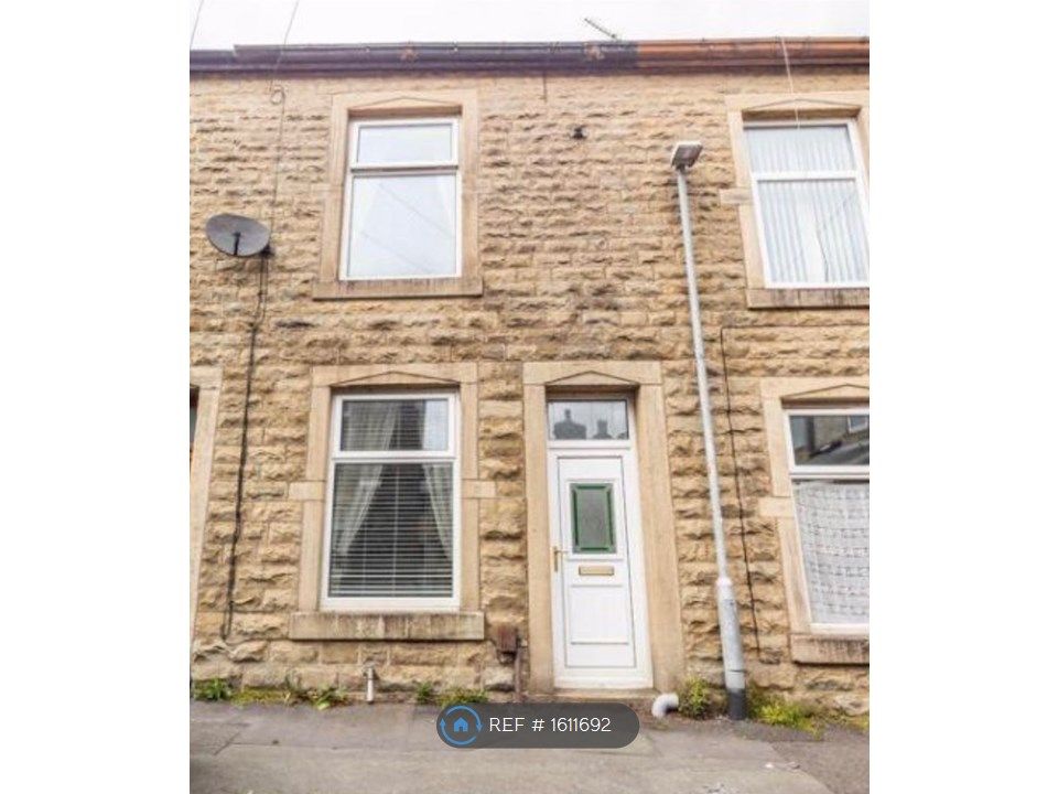 2 bed terraced house to rent in Peel Street, Haslingden, Rossendale BB4