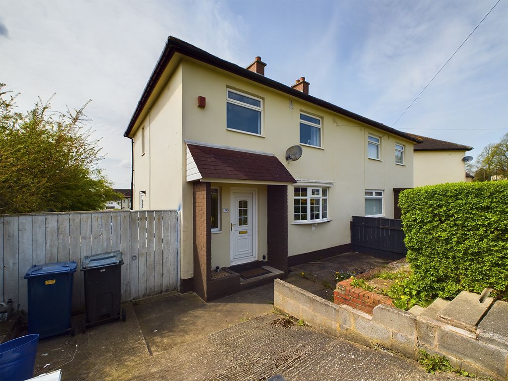 3 bed semidetached house for sale in Newburn Road, Newburn, Newcastle