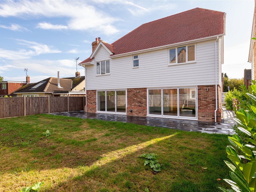 New home, 4 bed detached house for sale in Motney Hill Road, Rainham