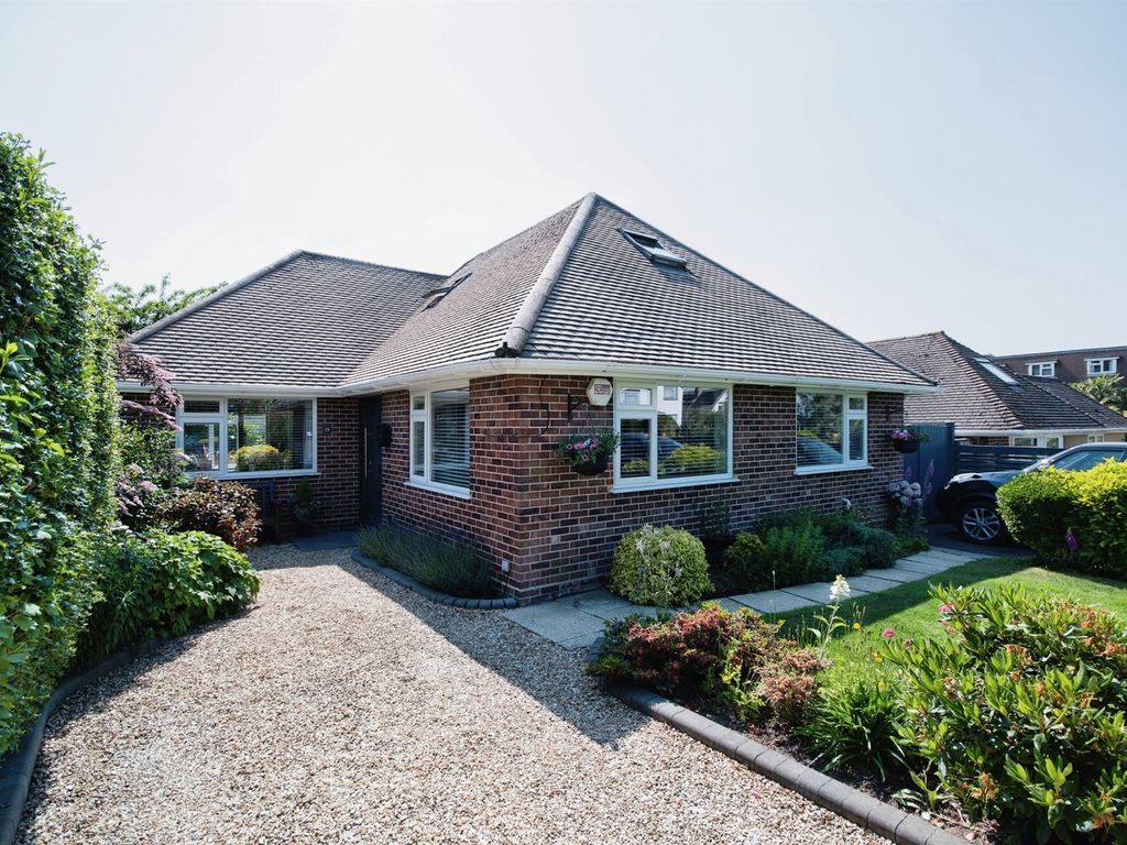 4 bed bungalow for sale in Queenswood Avenue, Bournemouth BH8 Zoopla