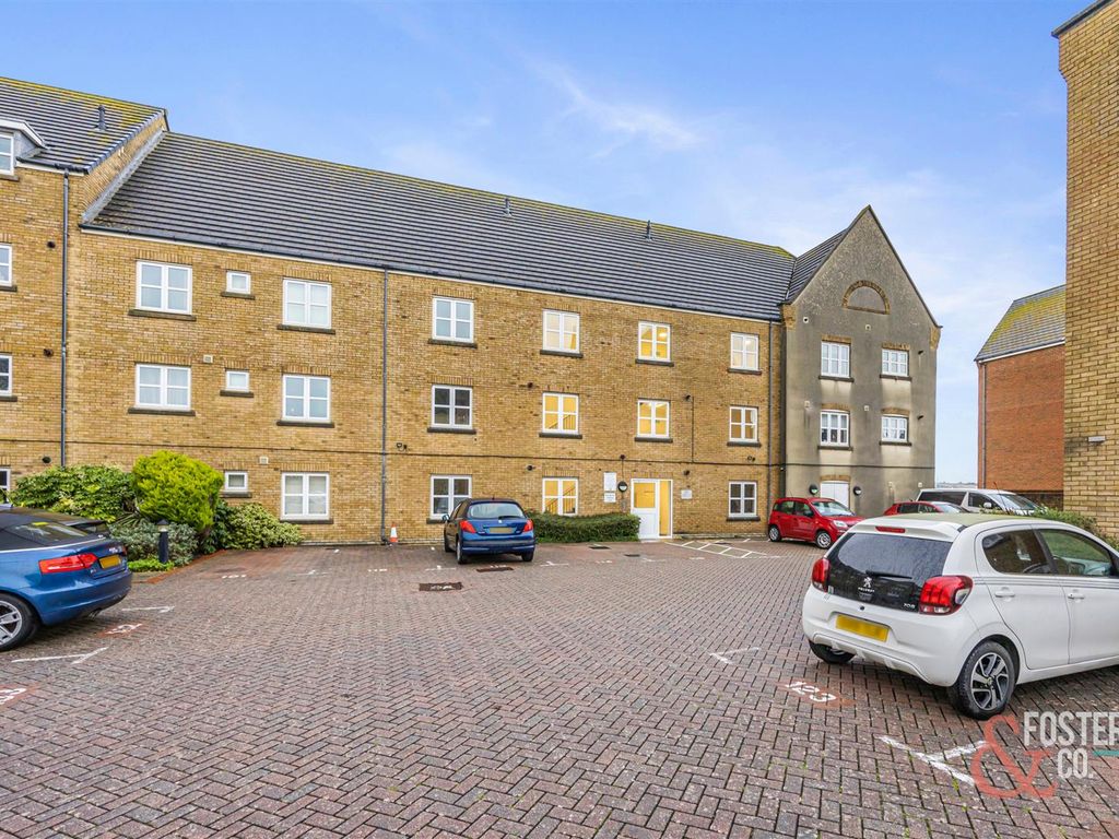 2 bed flat for sale in Sussex Wharf, ShorehamBySea BN43, £285,000
