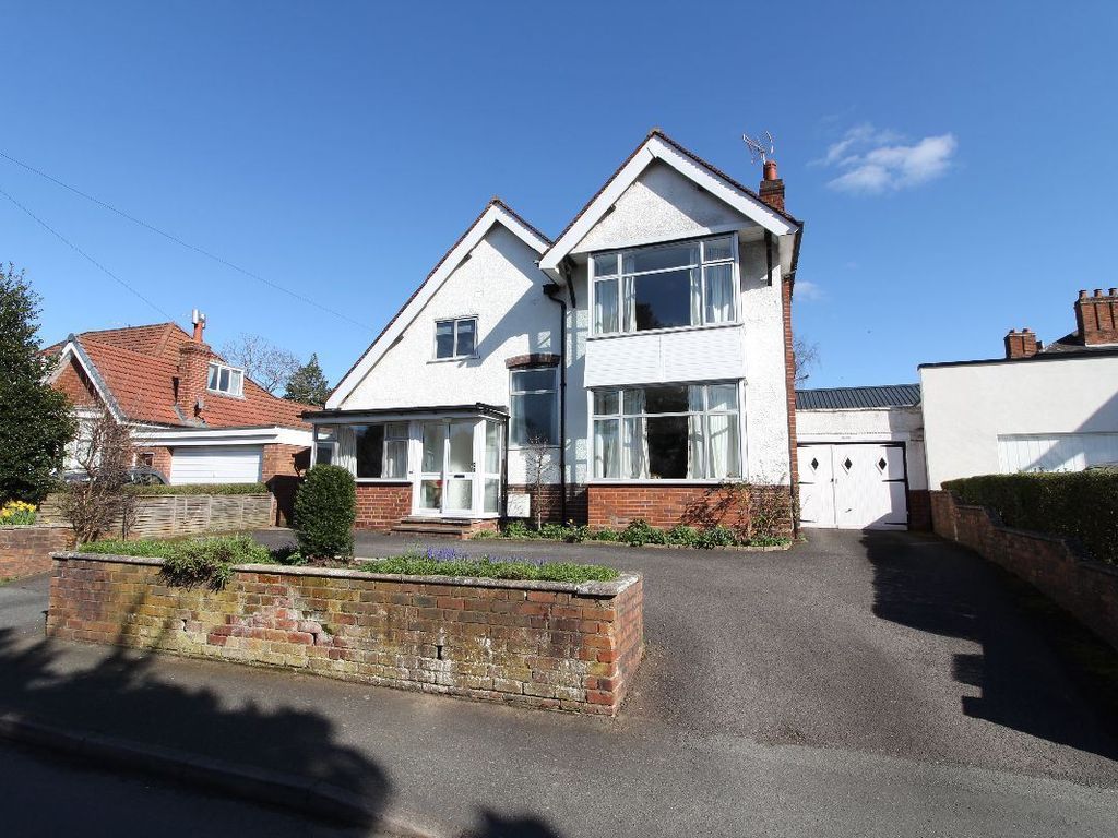 4 bed detached house for sale in Riley Crescent, Wolverhampton WV3 Zoopla