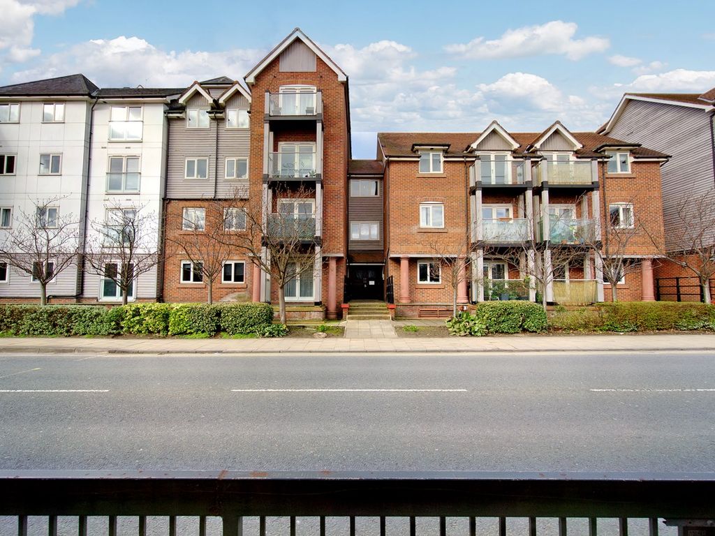 2 bed flat for sale in New Crane Street, Chester CH1 Zoopla