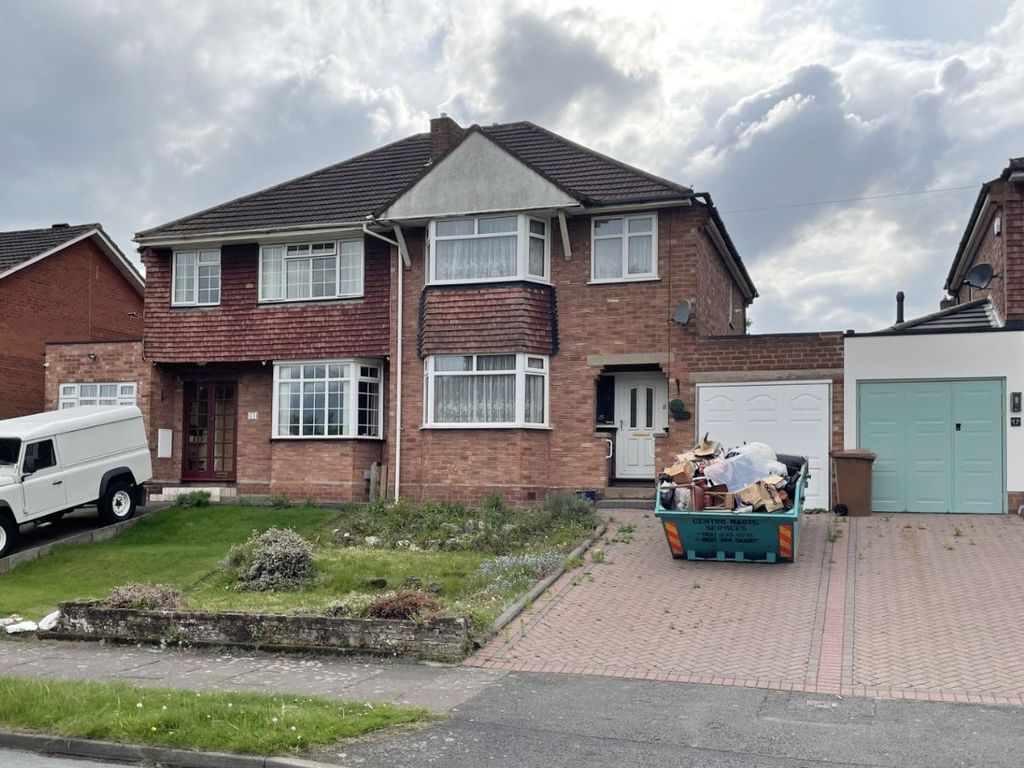 3 bed semidetached house for sale in Lindrosa Road, Sutton Coldfield