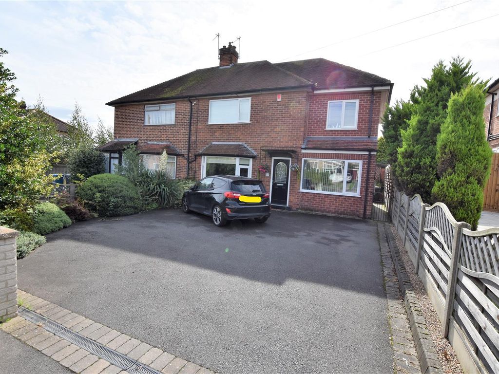 3 bed semidetached house for sale in Woodgate Road, East Leake