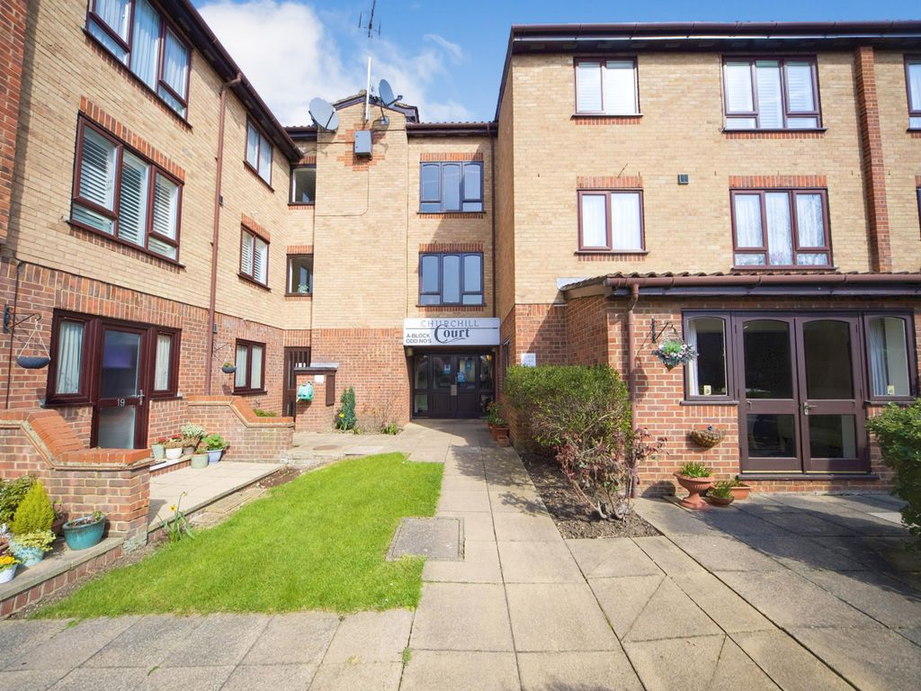 1 bed flat for sale in Churchill Court, Ainsley Close, London N9, £