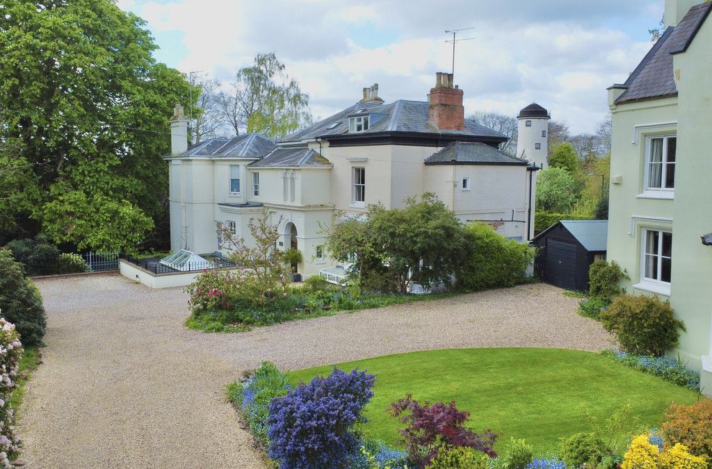 6 bed semidetached house for sale in Upper Ladyes Hill, Kenilworth