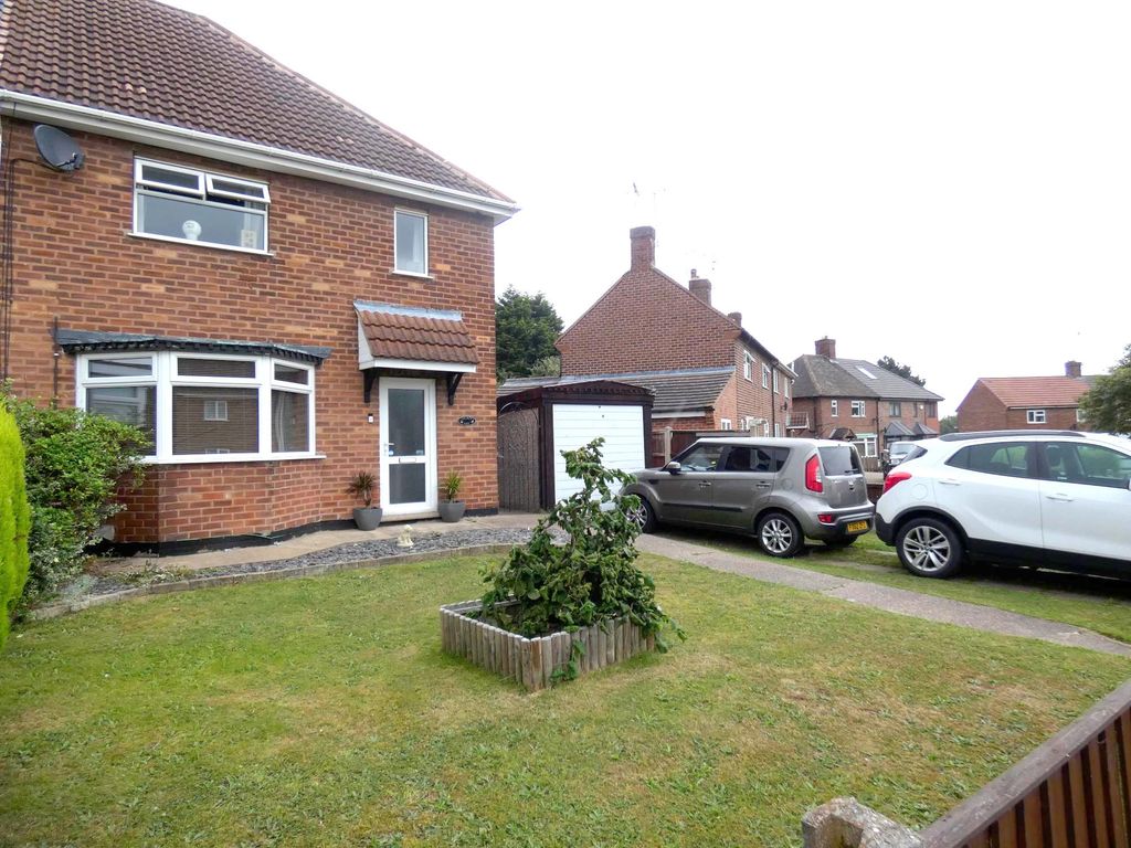3 bed semidetached house to rent in Hazel Road, Ollerton, Newark NG22