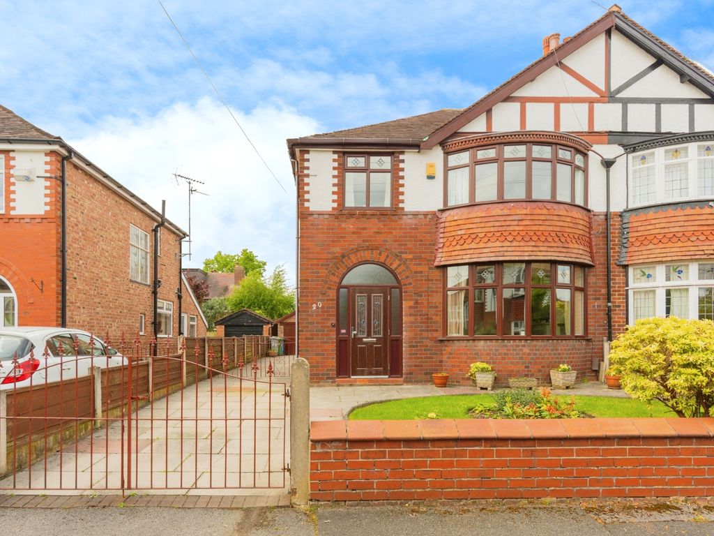 3 bed semidetached house for sale in Litherland Road, Sale, Greater