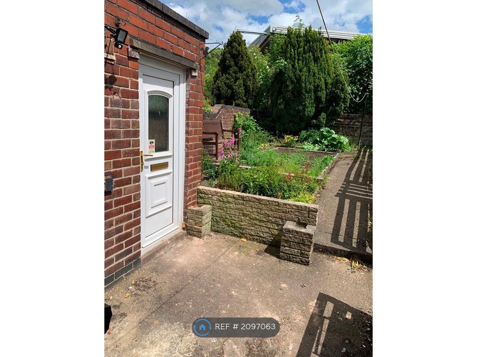 3 bed terraced house to rent in Robinson Road, Sheffield S2, £1,110 pcm