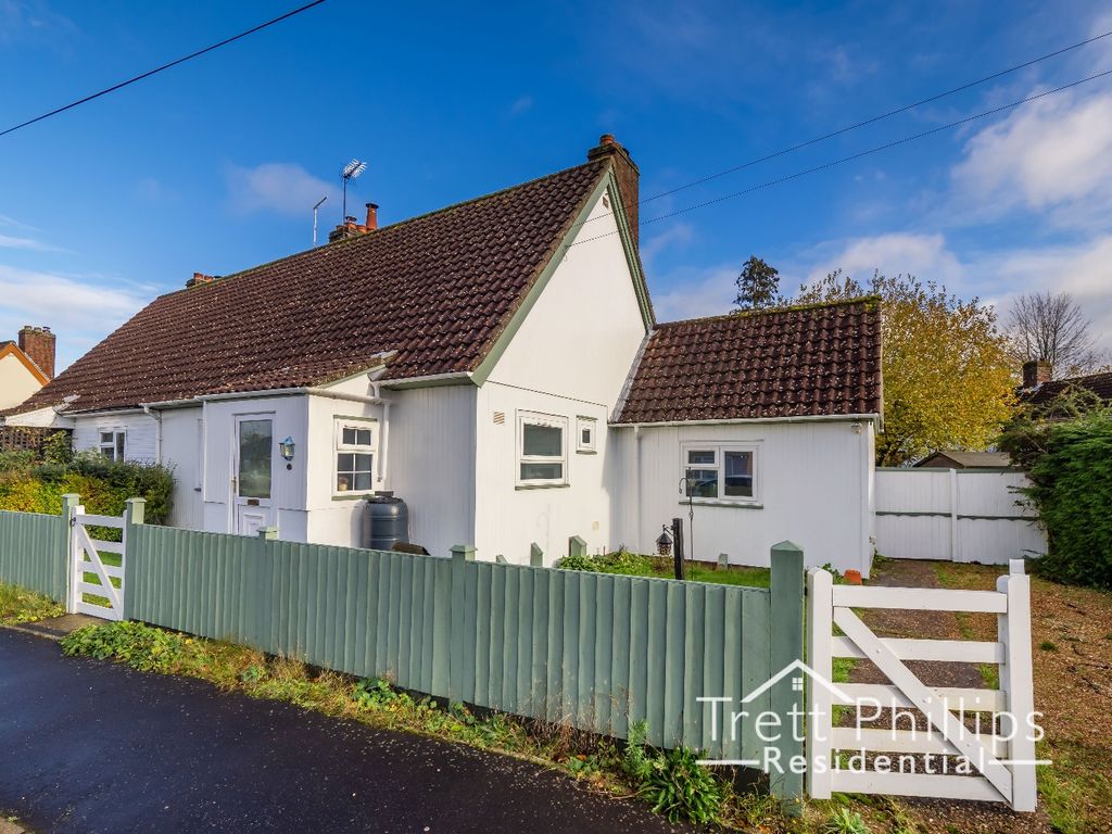 2 bed semidetached house for sale in Nobel Crescent, Wroxham, Norwich