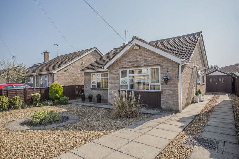 2 bed detached bungalow for sale in Robert Avenue, Peterborough