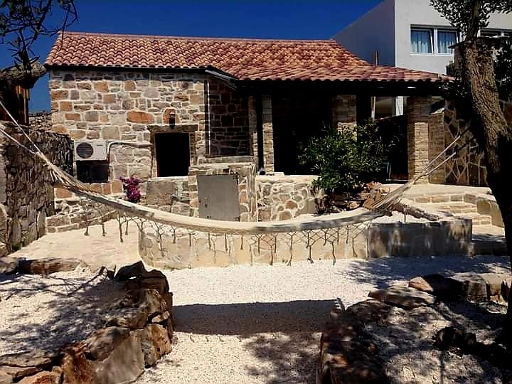 2 Bed Town House For Sale In Trogir, Croatia, £244,161 - Zoopla