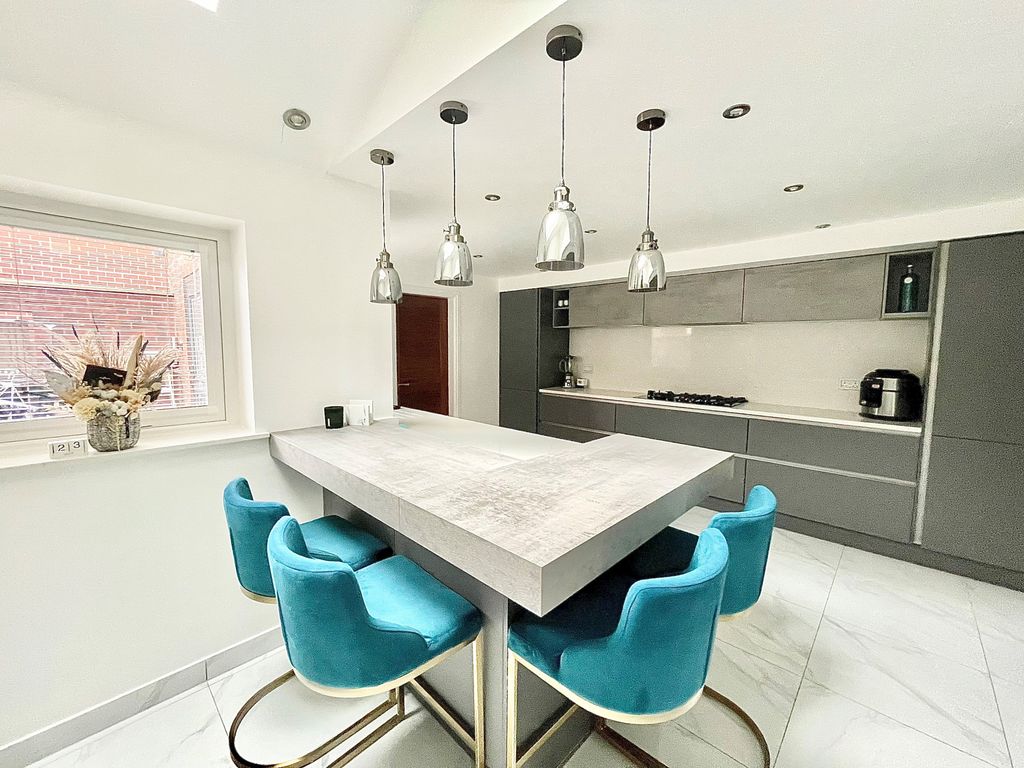 4 bed terraced house for sale in St. Road, Preston PR1 Zoopla