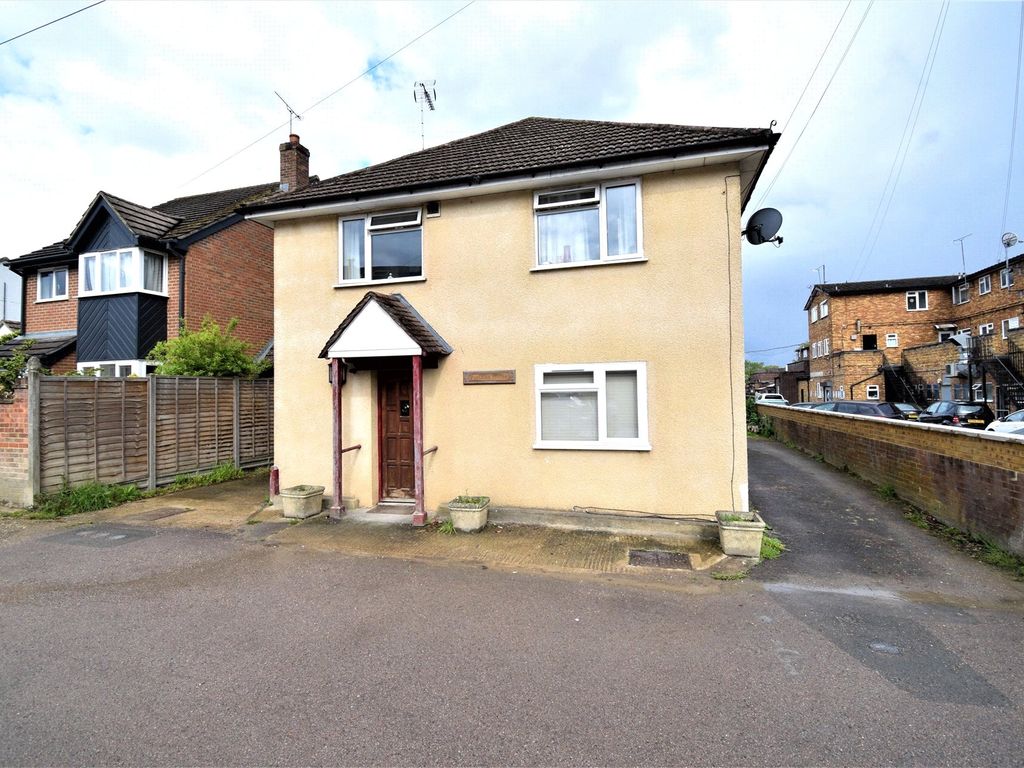 Studio to rent in Portman House, Newtown Road, Sandhurst, Berkshire