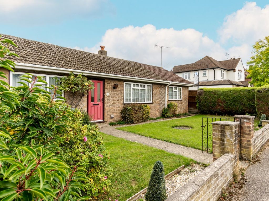 2 bed bungalow for sale in Chantry Close, Stortford CM23 Zoopla