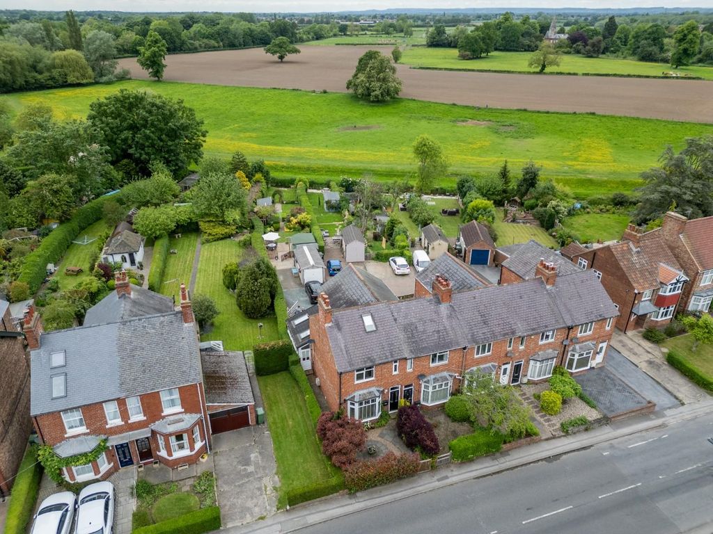 3 bed town house for sale in Huntington Road, Huntington, York YO32, £