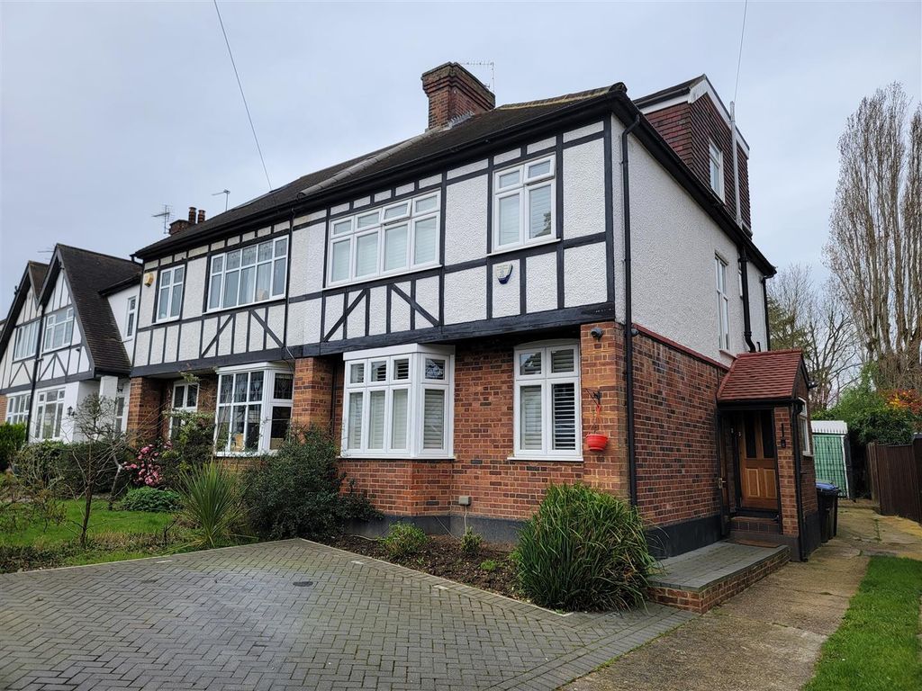4 bed semidetached house for sale in Greenway, Southgate, London N14