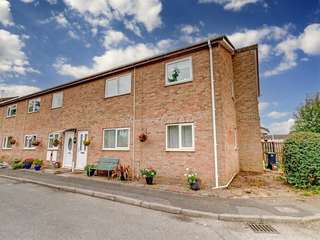 2 bed flat for sale in Rialto Court, Old Church Road, Whitchurch